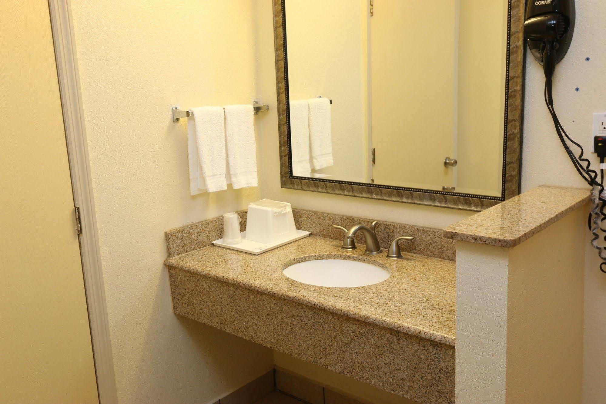 Comfort Inn Pulau Padre Selatan Bagian luar foto